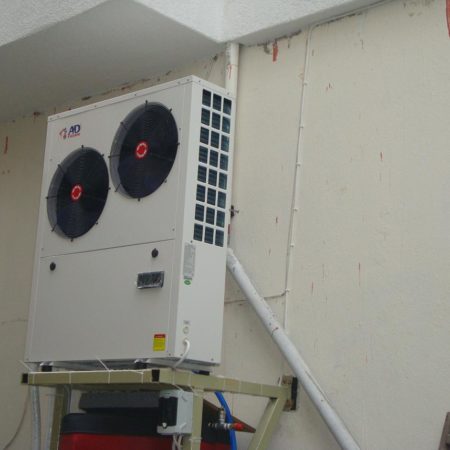 Αντλία θερμότητας 17 KW σε σώματα καλοριφέρ στην Κατερίνη Αντλία θερμότητας 17 KW σε σώματα καλοριφέρ στην Κατερίνη