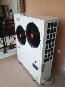 Αντλία θερμότητας ADGREEN 17 KW σε σώματα καλοριφέρ στην Αλεξανδρούπολη